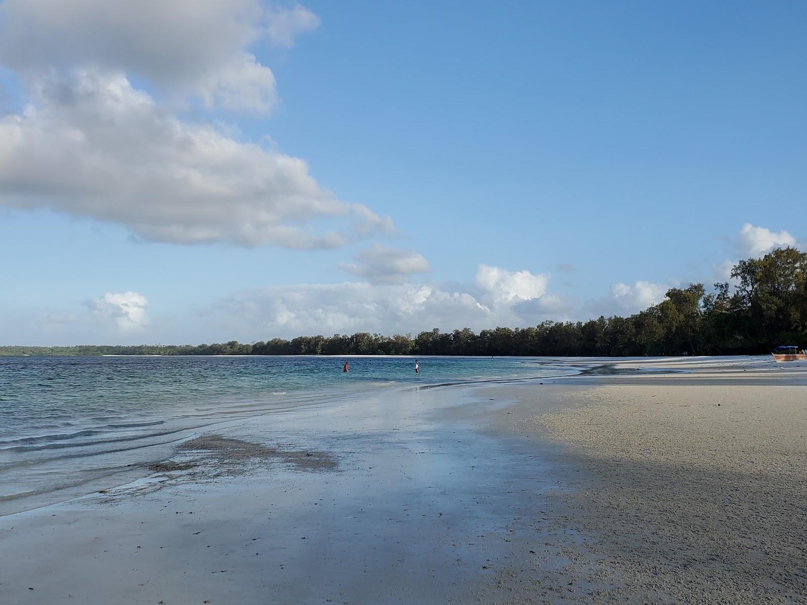 Vumawimbi Beach