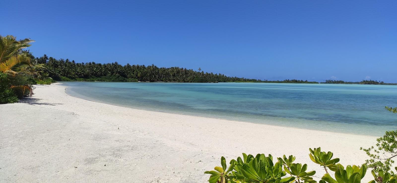 Rhaa Resort Beach