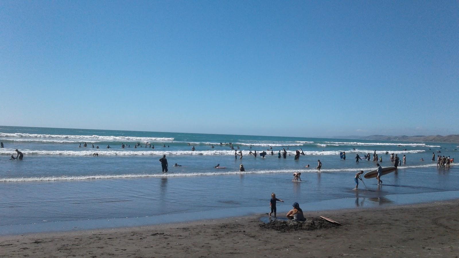 Ngarunui Beach