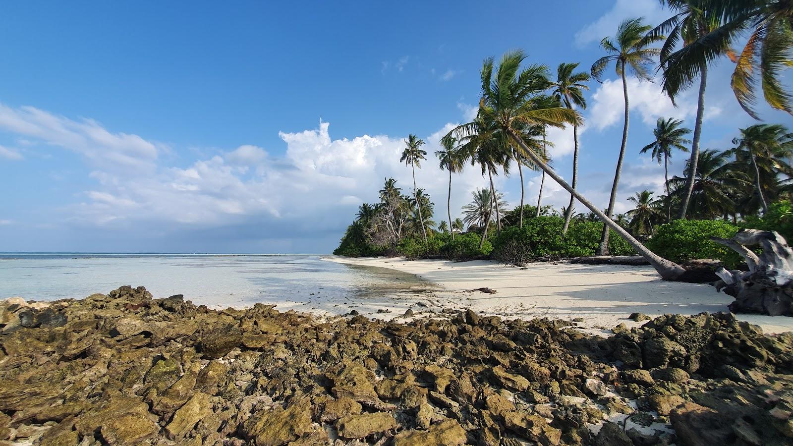 Hathifushi beach