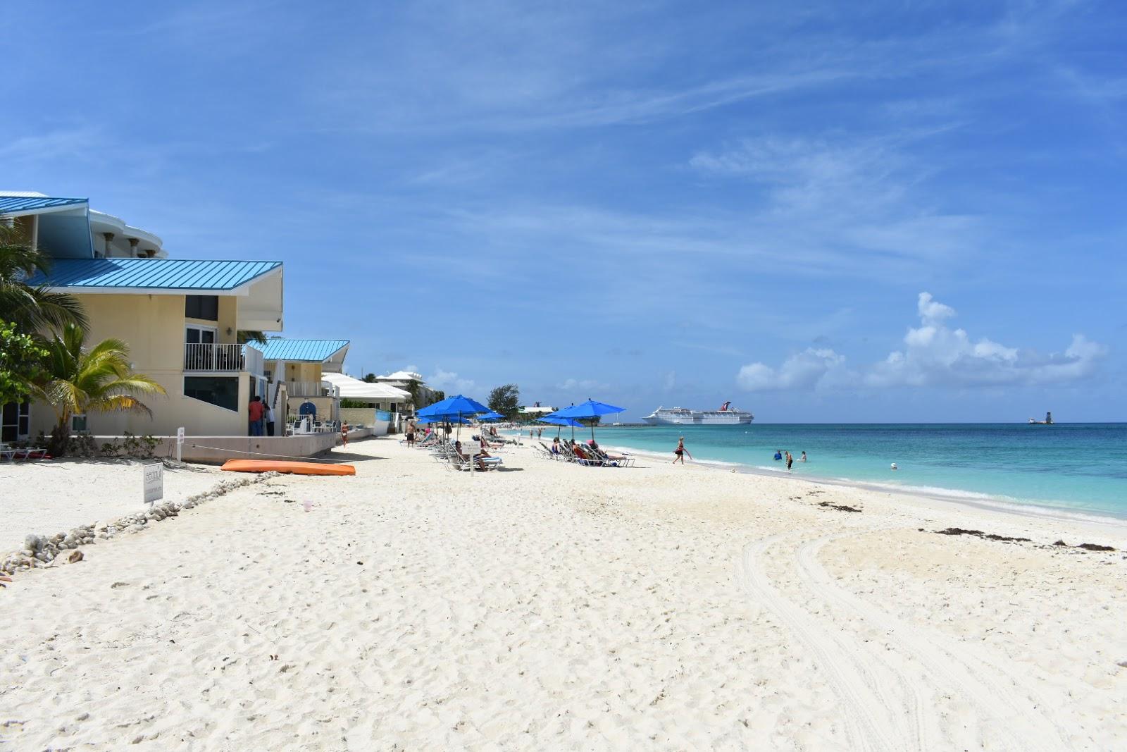 Royal Palms beach