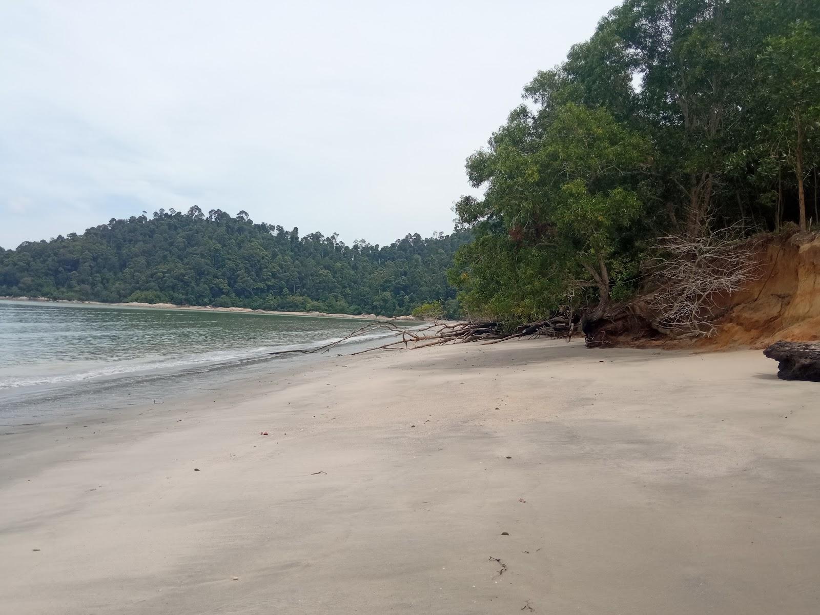 Janggus Damai Laut Beach