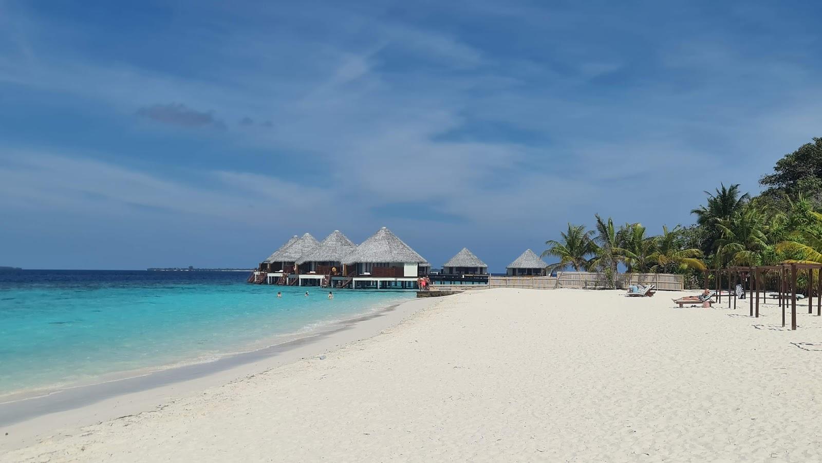 Meedhupparu Island Beach