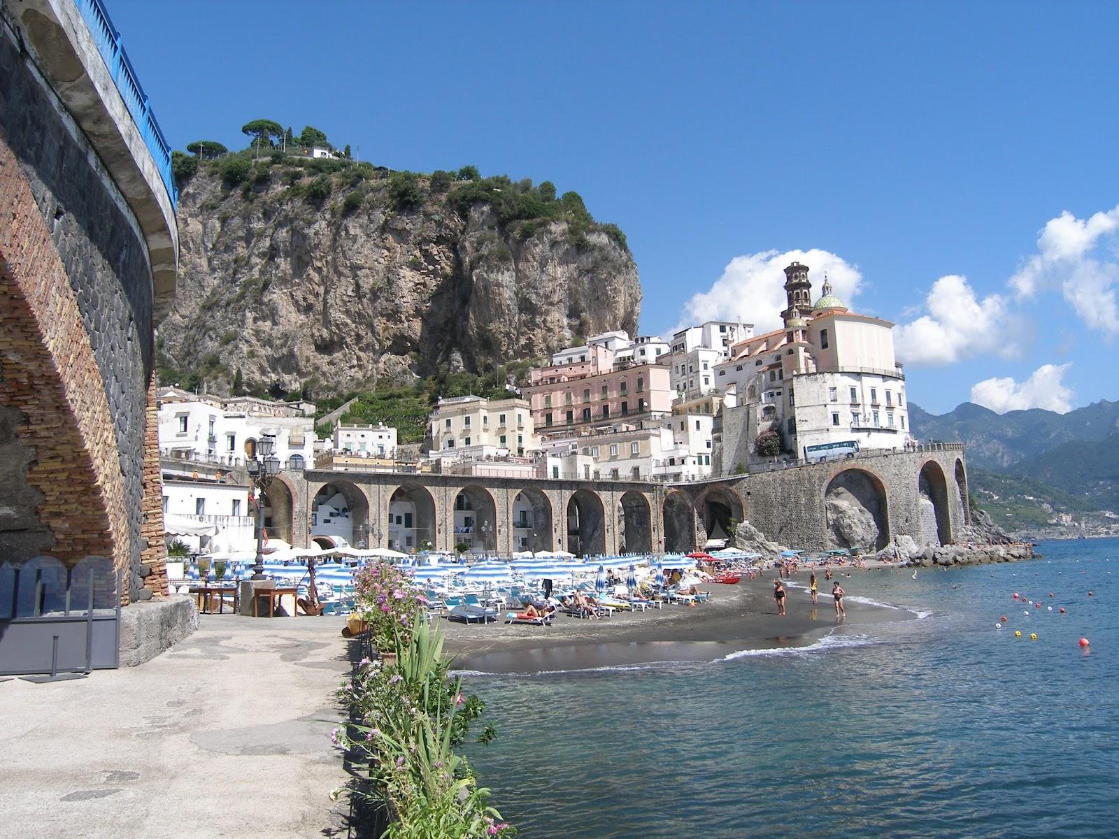 Spiaggia di atrani