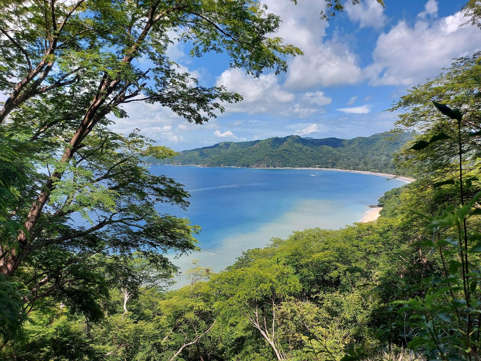 Tapustxunya Beach