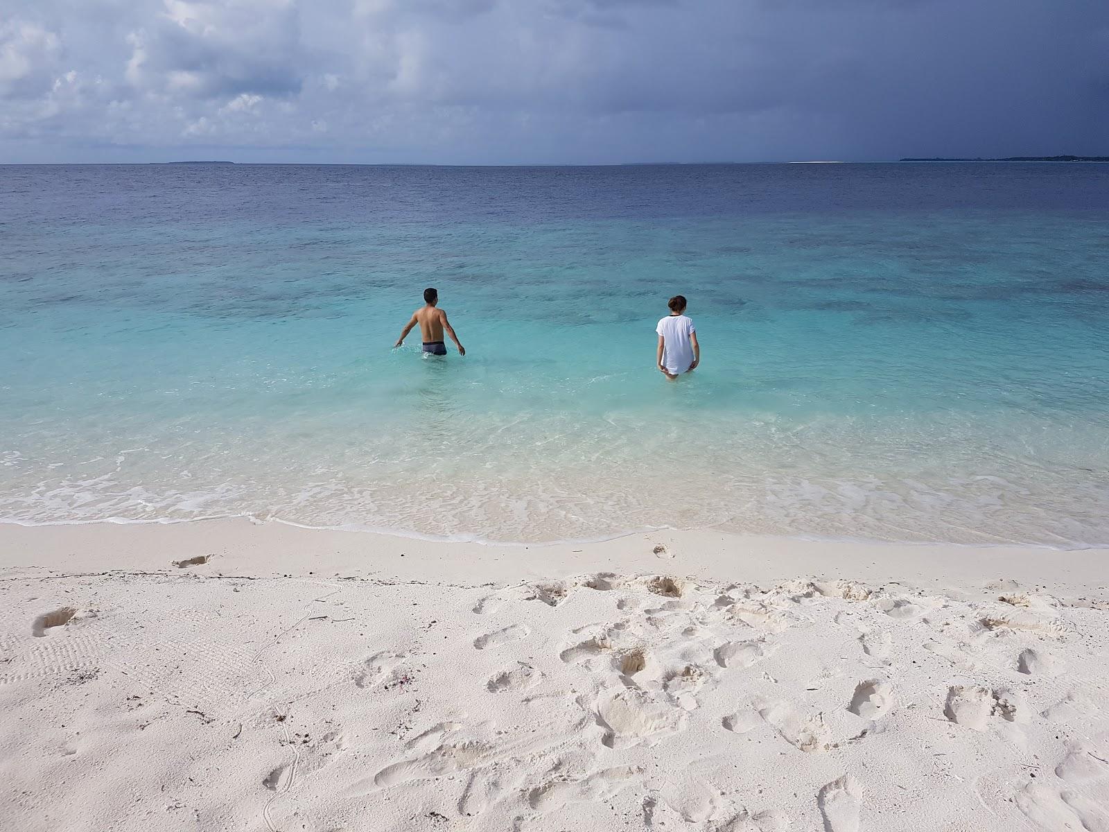 Hedufuri Island Beach