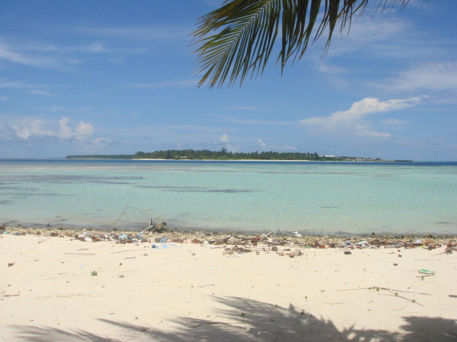 Valhagandaa Beach
