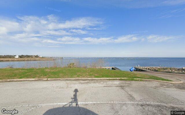 Galveston Bay at Bayshore Park