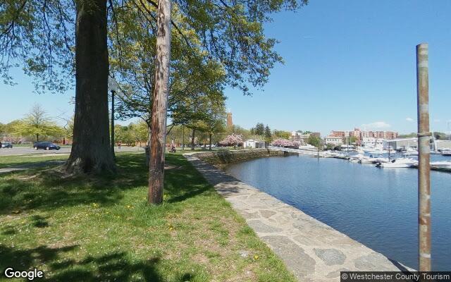 Harbor Island Park Beach