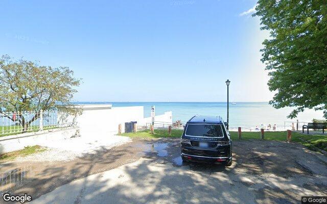 Keewadhin Road Beach