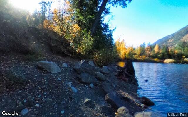 Lake of the Woods Beach - Highway stop