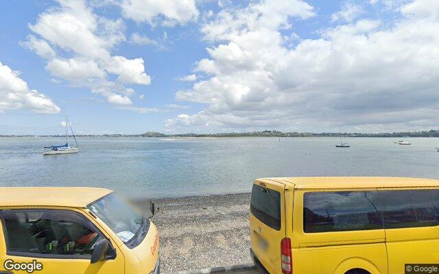 Little Bucklands Beach