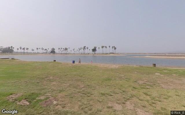 Mission Bay - Comfort Station at Leisure Lagoon