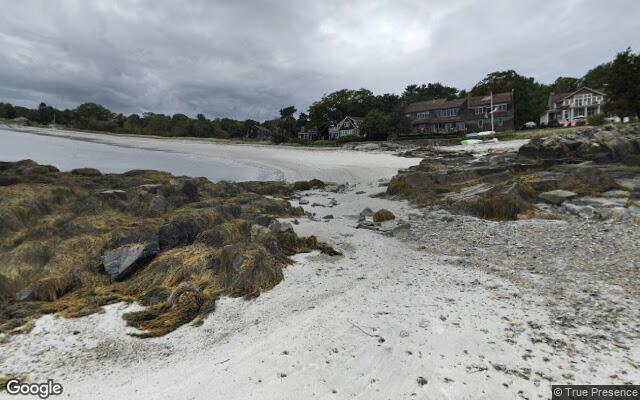 New Castle Town Beach