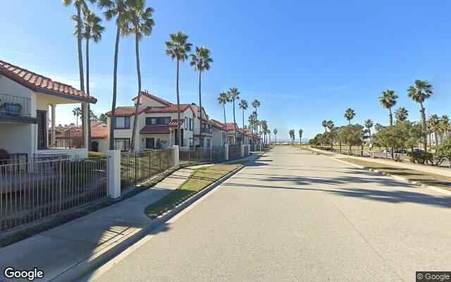 Oxnard Beach Park - Falkirk Ave