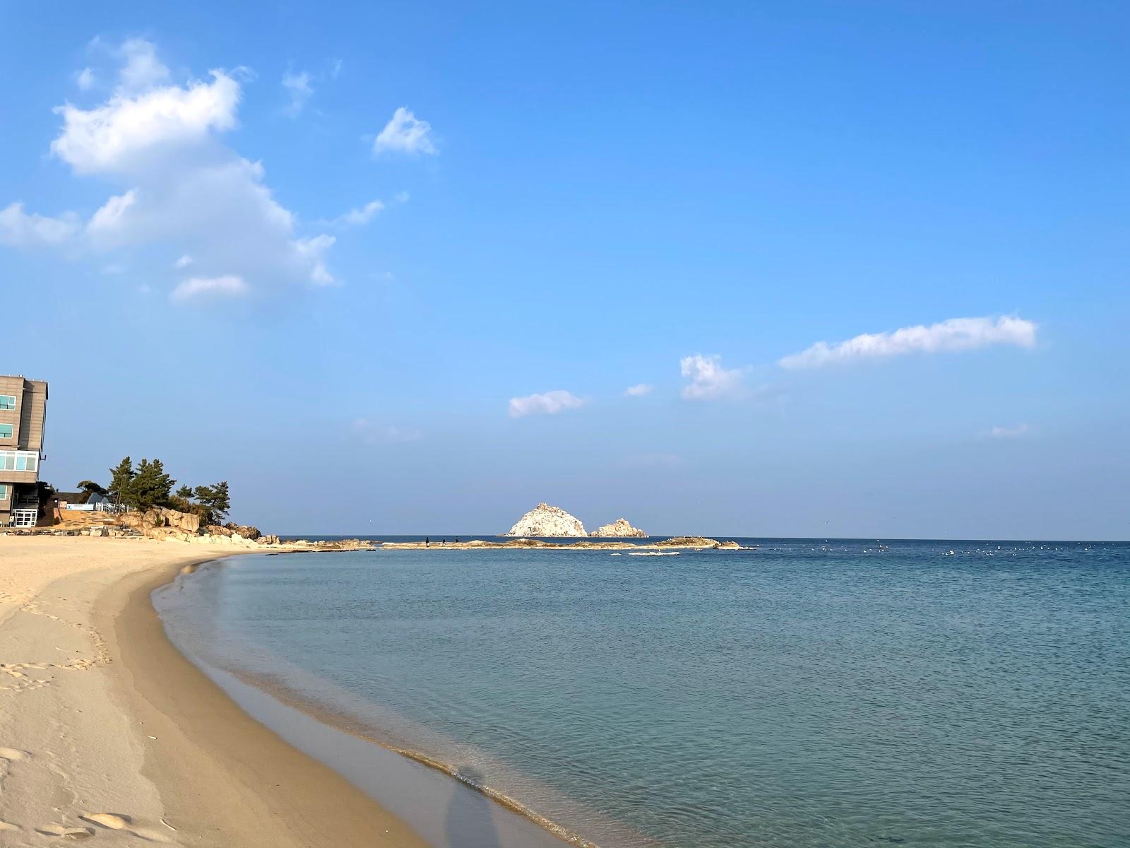 Jajakdo Beach