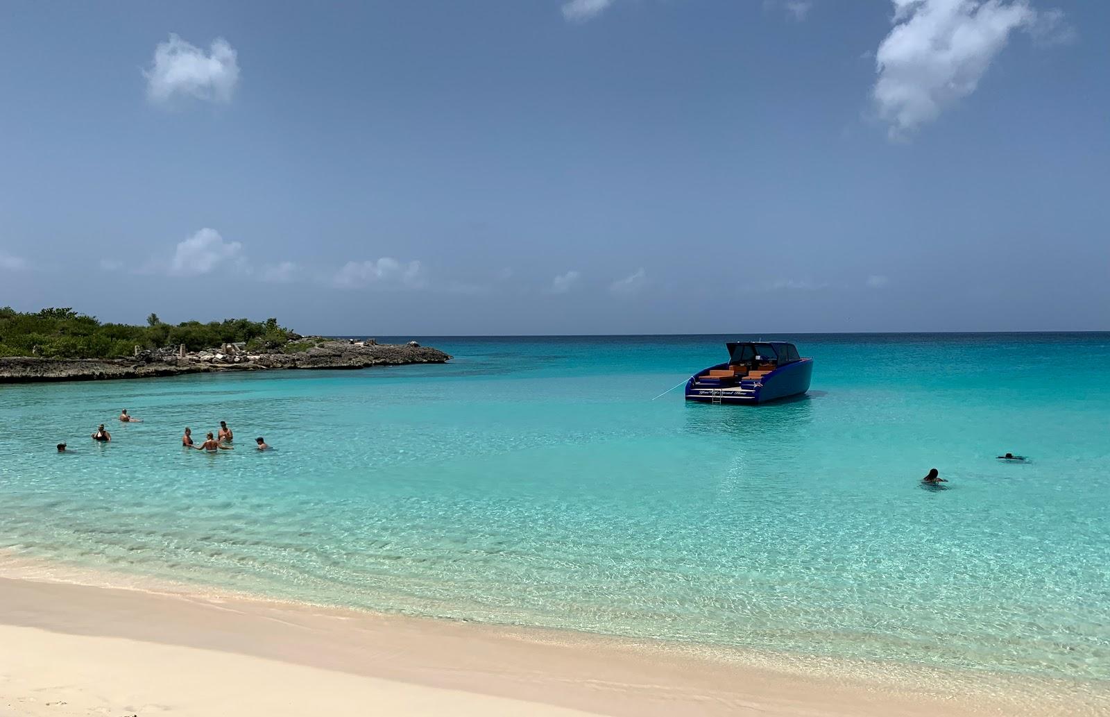 Mullet Bay beach
