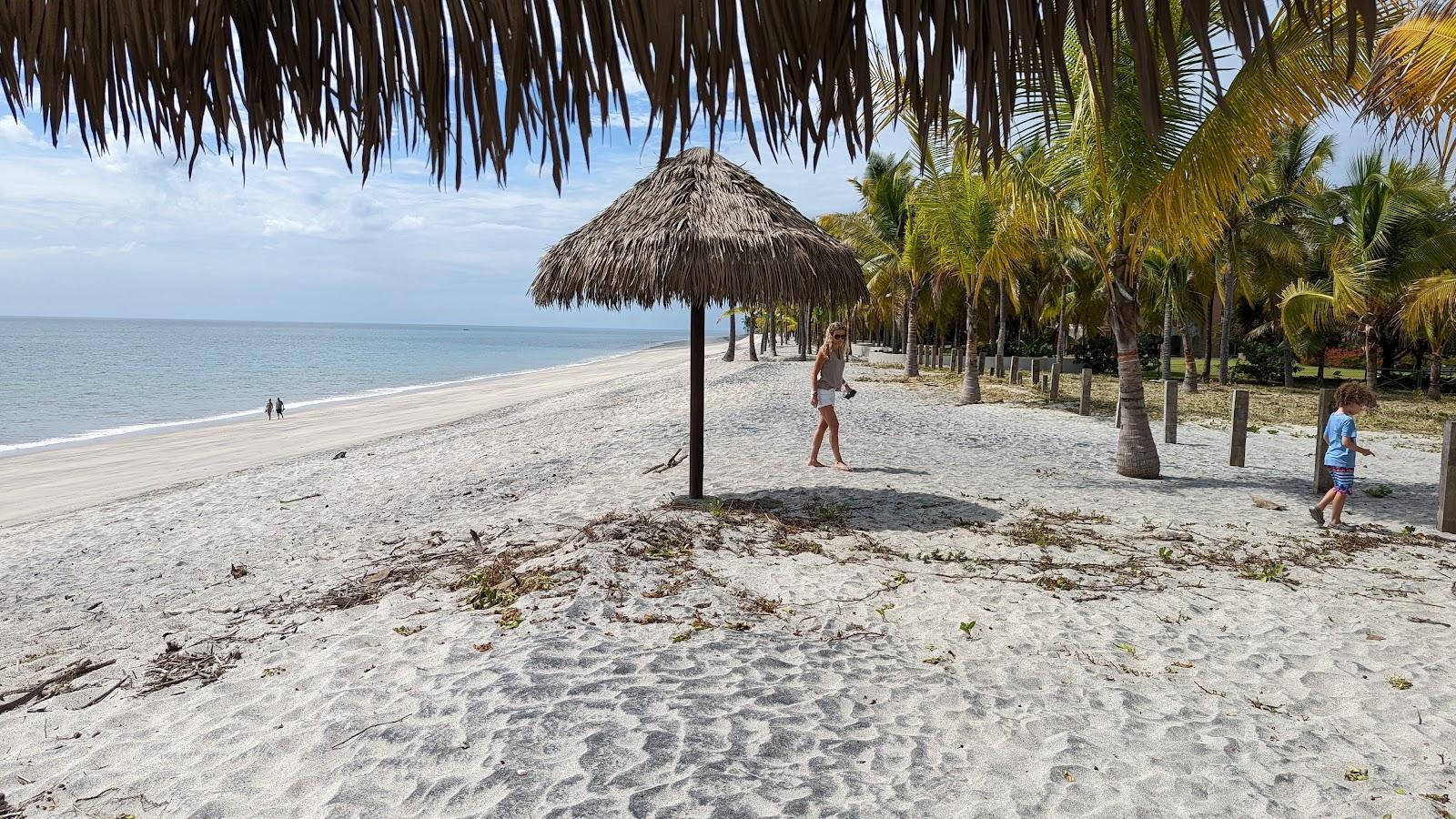 Compuesta Beach