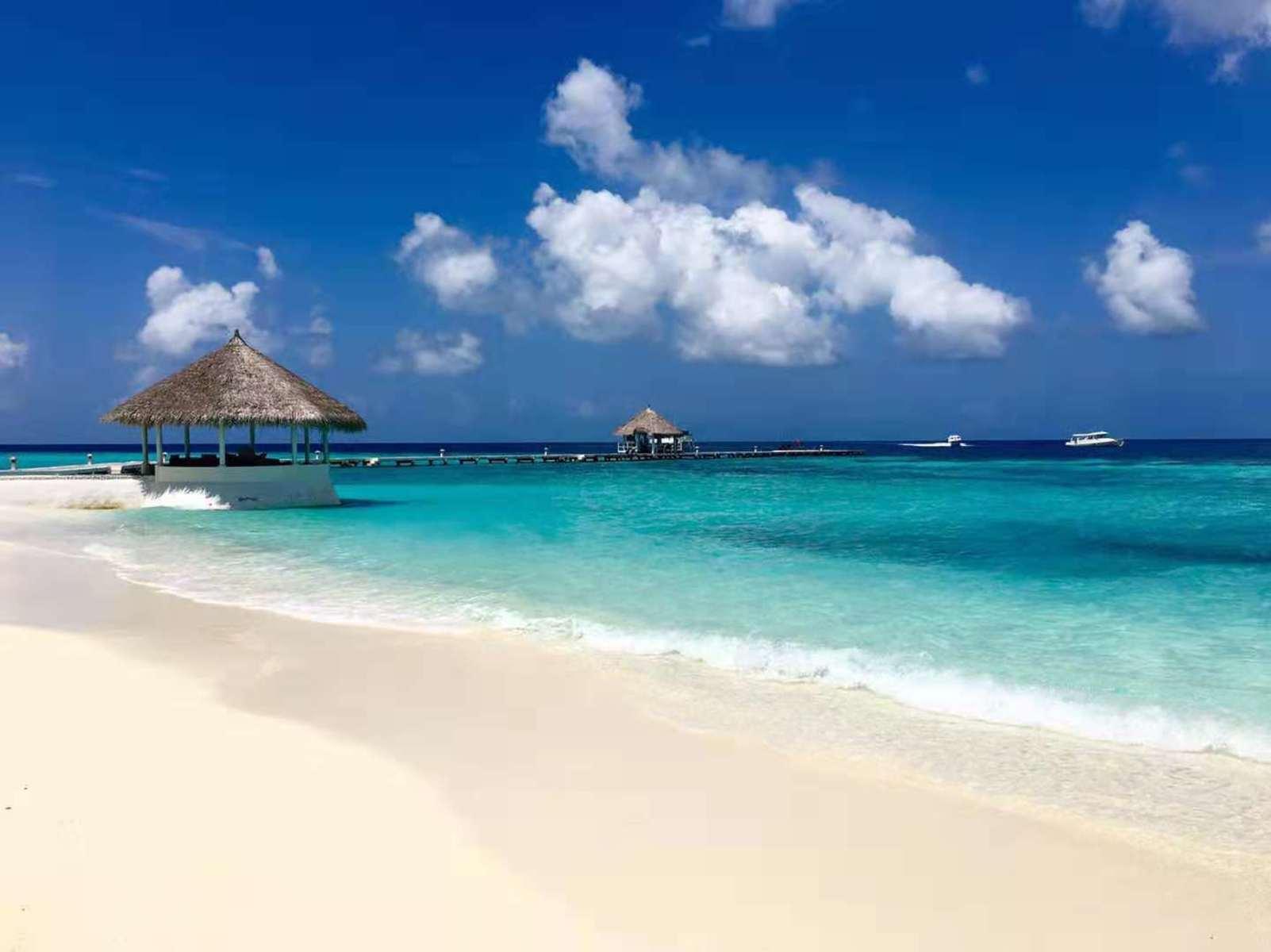 Eriyadu Island Resort