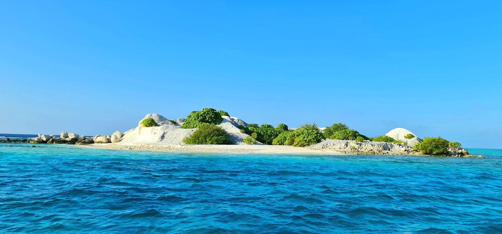 Velifaru island Beach