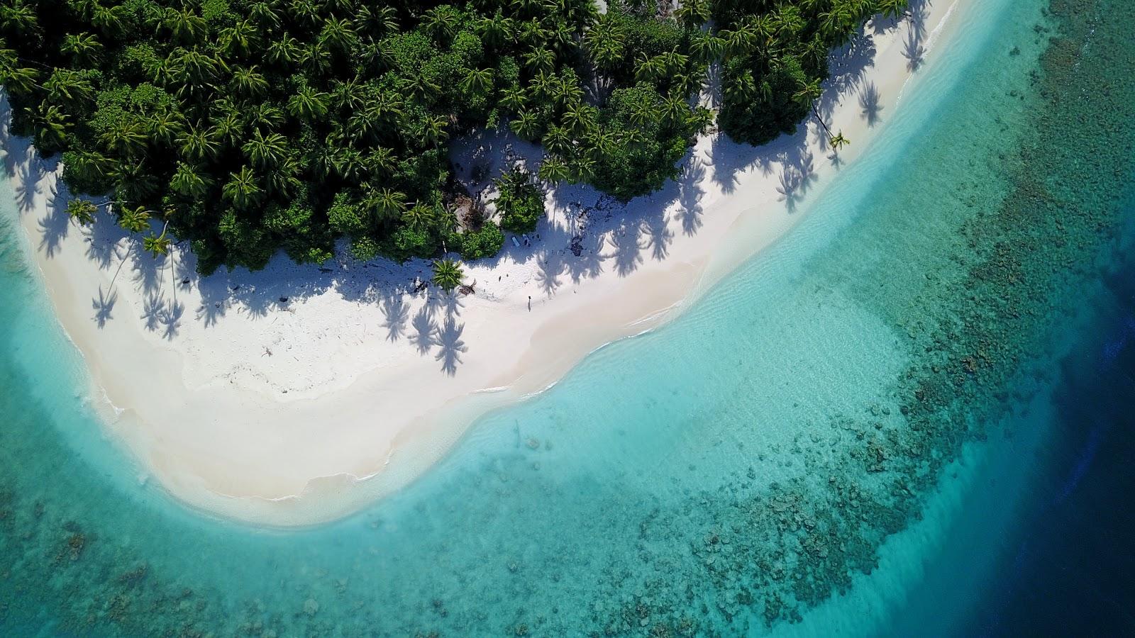 Rinbudhoo Beach