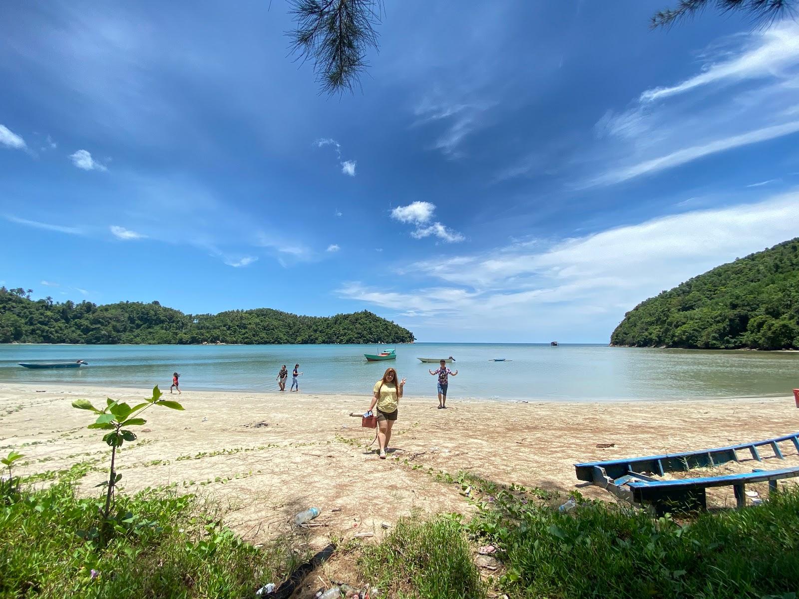 Loro Kecil Beach